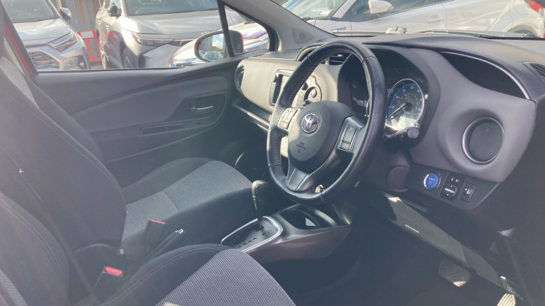 Toyota Yaris 1.5 Hybrid Icon 5dr CVT Hybrid Hatchback